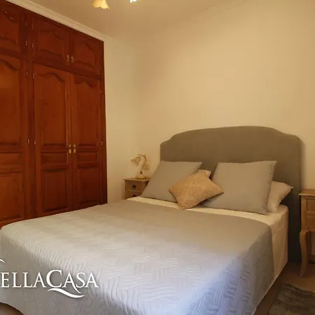 Cozy Vesta With Swimming Pool In Villa