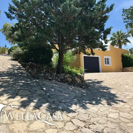 Villa Cozy Vesta With Swimming Pool In